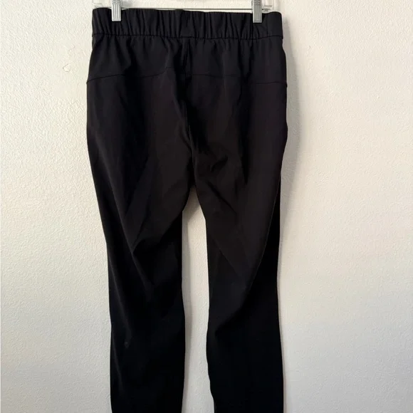 Lululemon On The Fly Pant Women's Size 6 Black Woven 26" Inseam Ankle Length - Picture 3 of 8